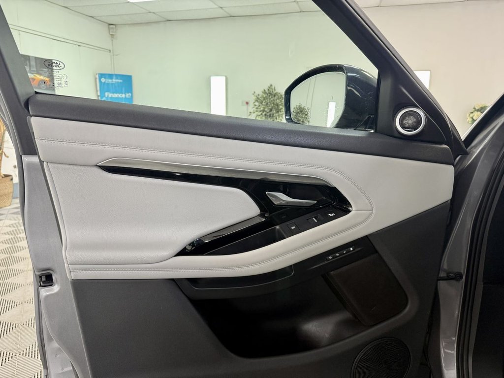 Used Land Rover Range Rover Evoque 2019 for sale - 76345877: Photo 30