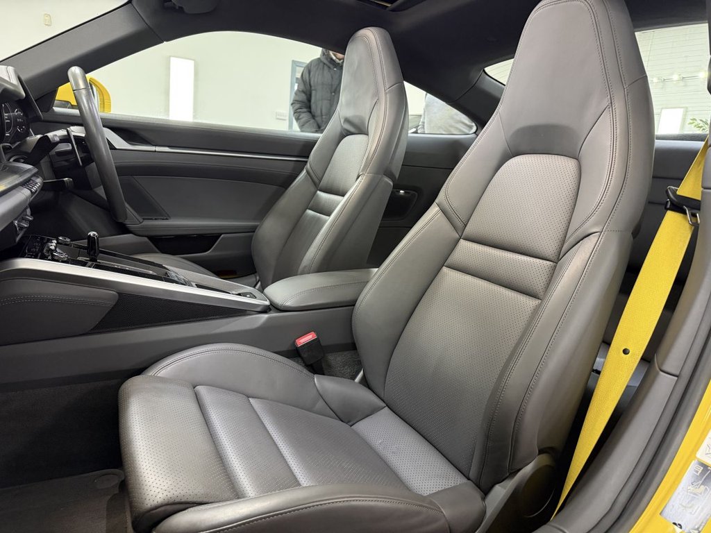 Used Porsche 911 2019 for sale - 77452286: Photo 28