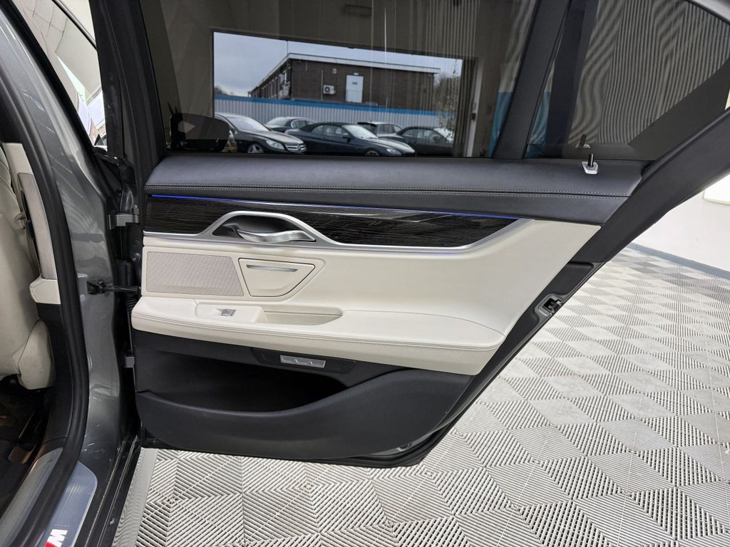 Used BMW 7 Series 2018 for sale - 77153482: Photo 22