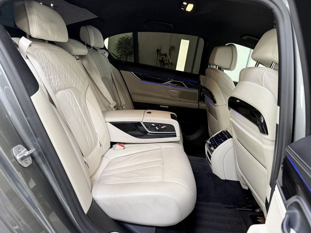 Used BMW 7 Series 2018 for sale - 77153482: Photo 23