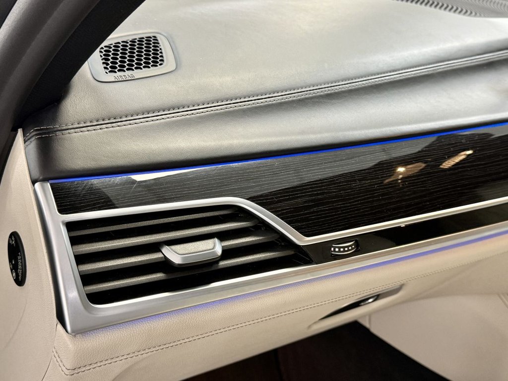 Used BMW 7 Series 2018 for sale - 77153482: Photo 40