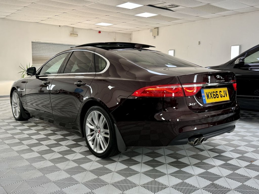 Used Jaguar XF 2017 for sale - 77056334: Photo 11