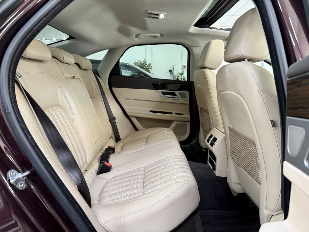 Used Jaguar XF 2017 for sale - 77056334: Photo 22