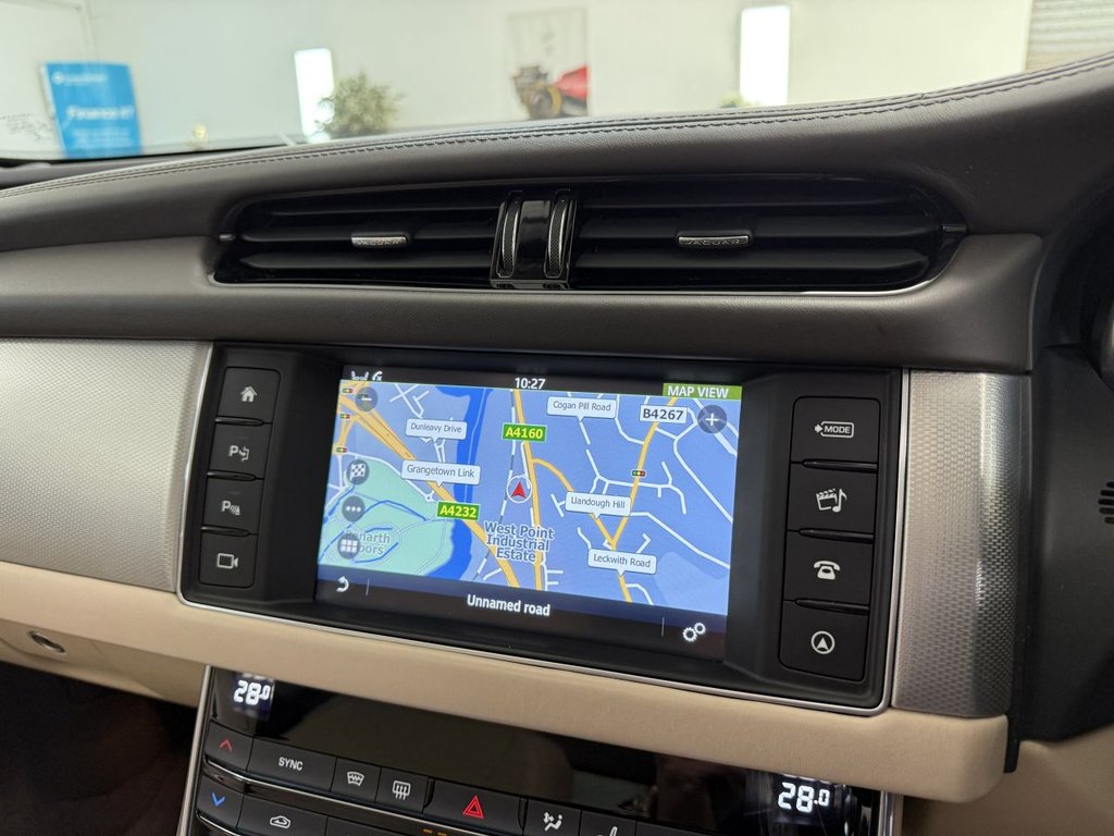 Used Jaguar XF 2017 for sale - 77056334: Photo 42