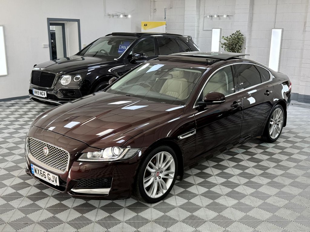 Used Jaguar XF 2017 for sale - 77056334: Photo 8