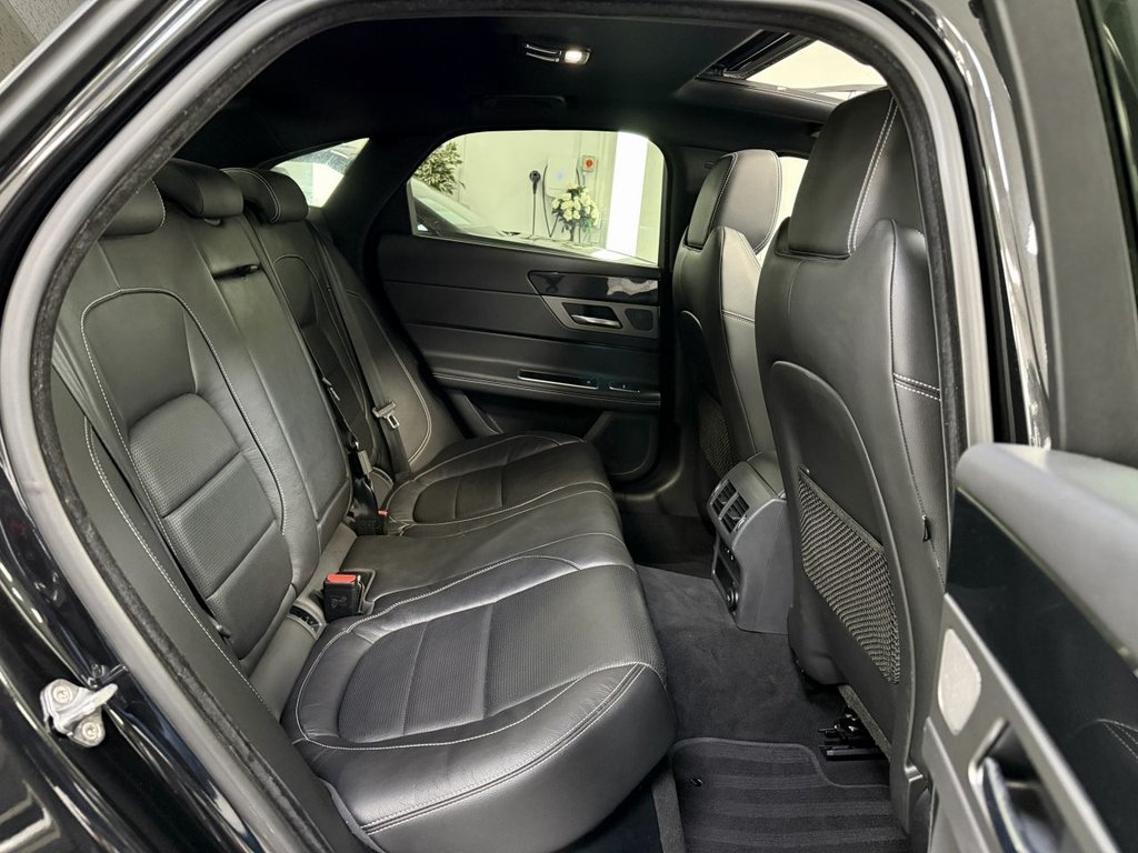 Used Jaguar XF 2016 for sale - 76724608: Photo 19