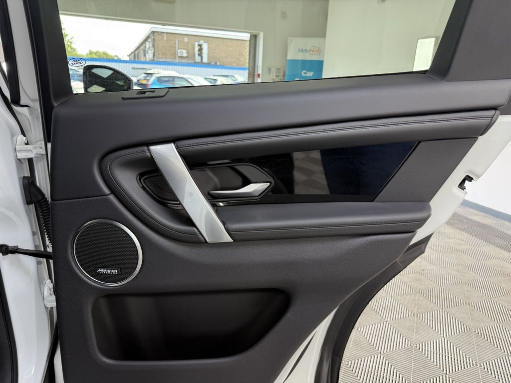 Used Land Rover Discovery Sport 2019 for sale - 75777330: Photo 28