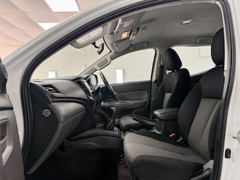 Used Mitsubishi L200 2019 for sale - 77920262: Photo