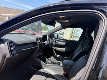Used Volvo XC40 2022 for sale - 78673018: Photo