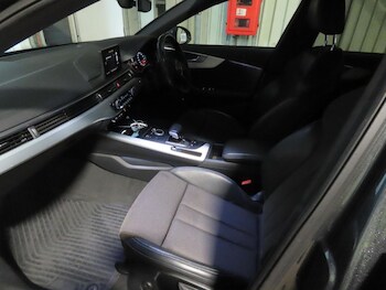 Used Audi A4 2017 for sale - 77806277: Photo