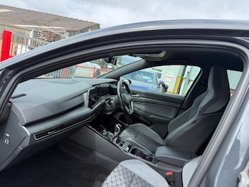 Used Volkswagen Golf 2023 for sale - 78875143: Photo