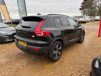 Used Volvo XC40 2021 for sale - 76698430: Photo