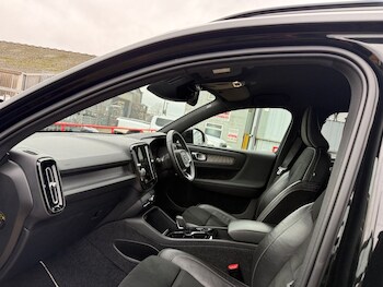 Used Volvo XC40 2021 for sale - 76698430: Photo