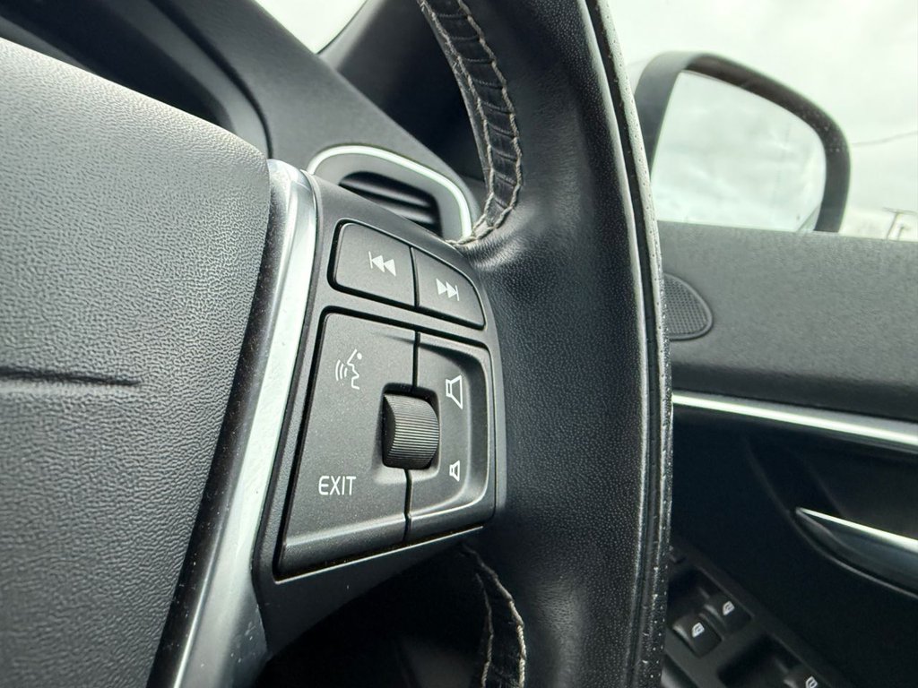 Used Volvo V40 2017 for sale - 76451951: Photo 19