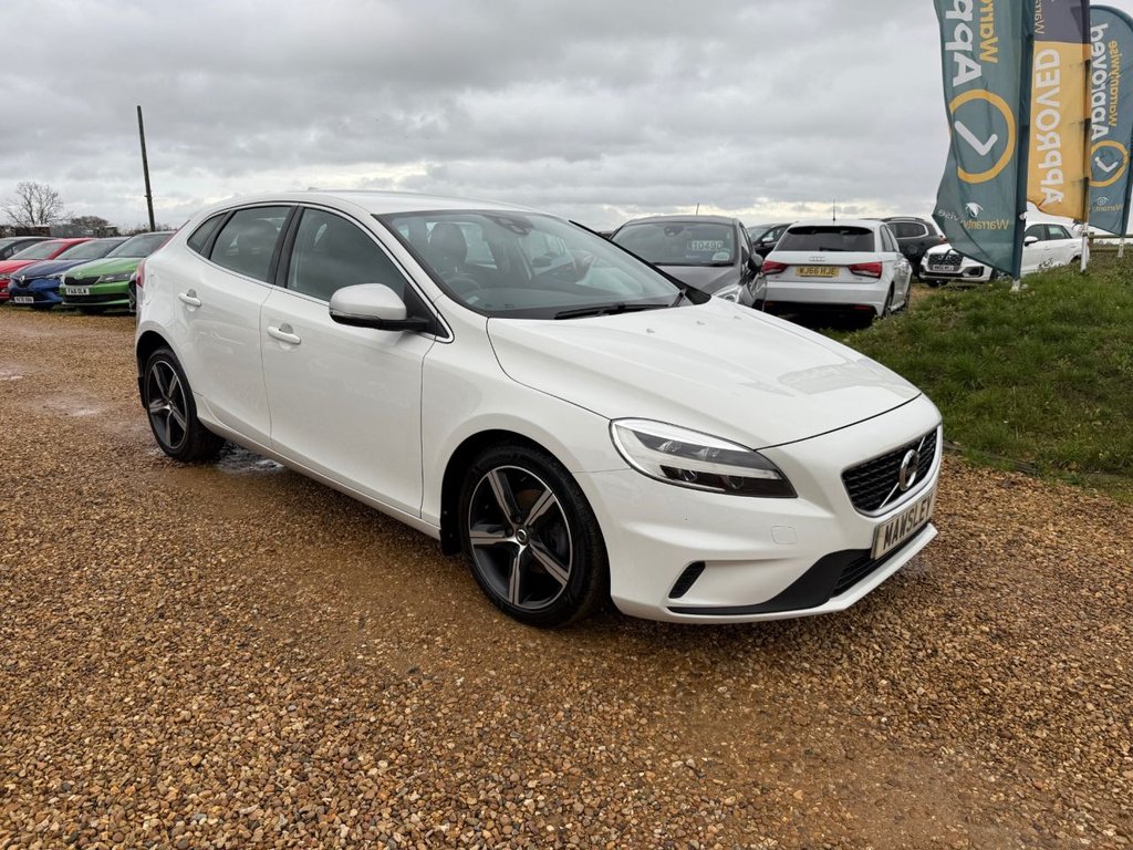 Used Volvo V40 2017 for sale - 76451951: Photo 6