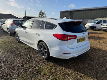 Used Ford Focus 2020 for sale - 76985714: Photo