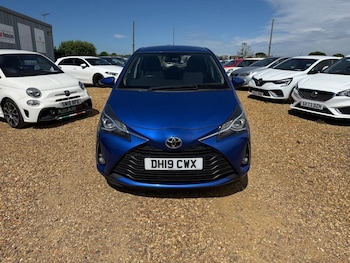 Used Toyota Yaris 2019 for sale - 78738588: Photo