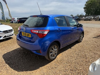 Used Toyota Yaris 2019 for sale - 78738588: Photo