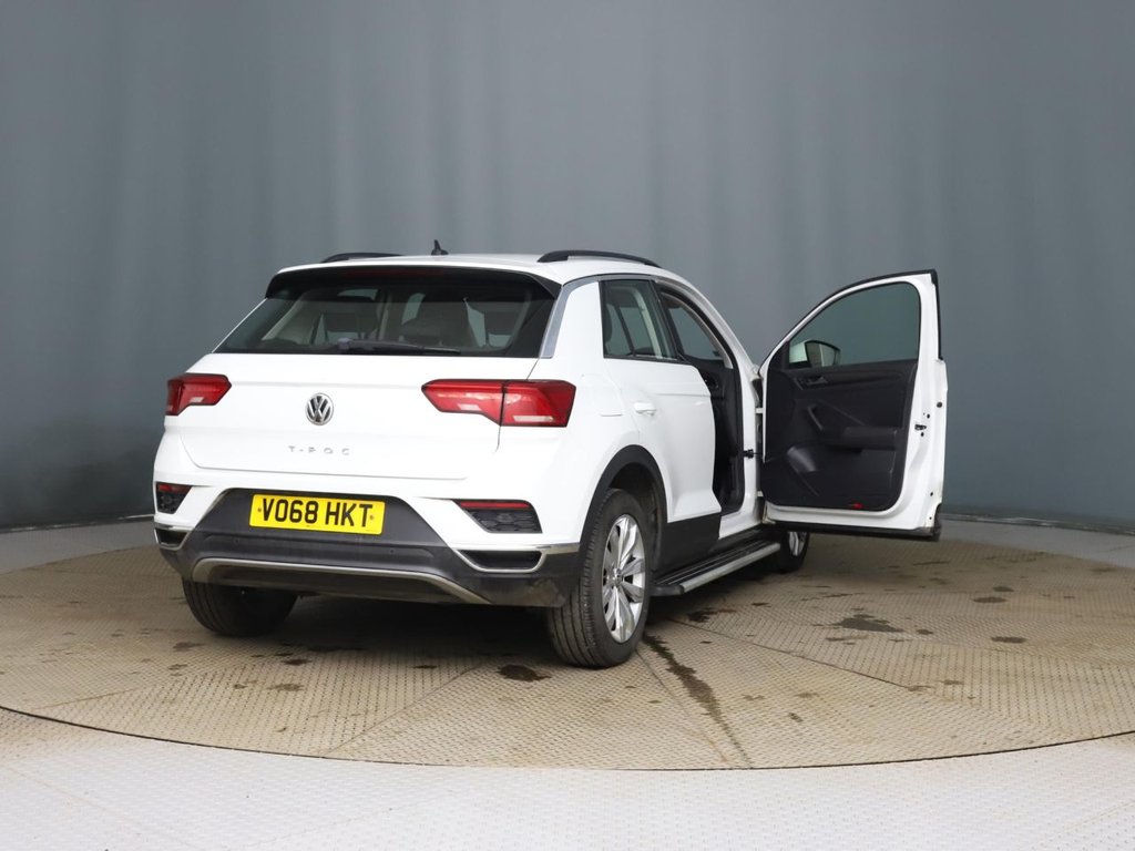 Used Volkswagen T-Roc 2018 for sale - 77621021: Photo 10