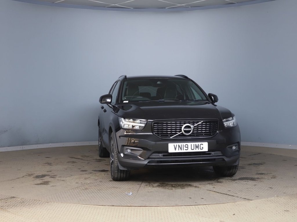 Used Volvo XC40 2019 for sale - 76632398: Photo 2