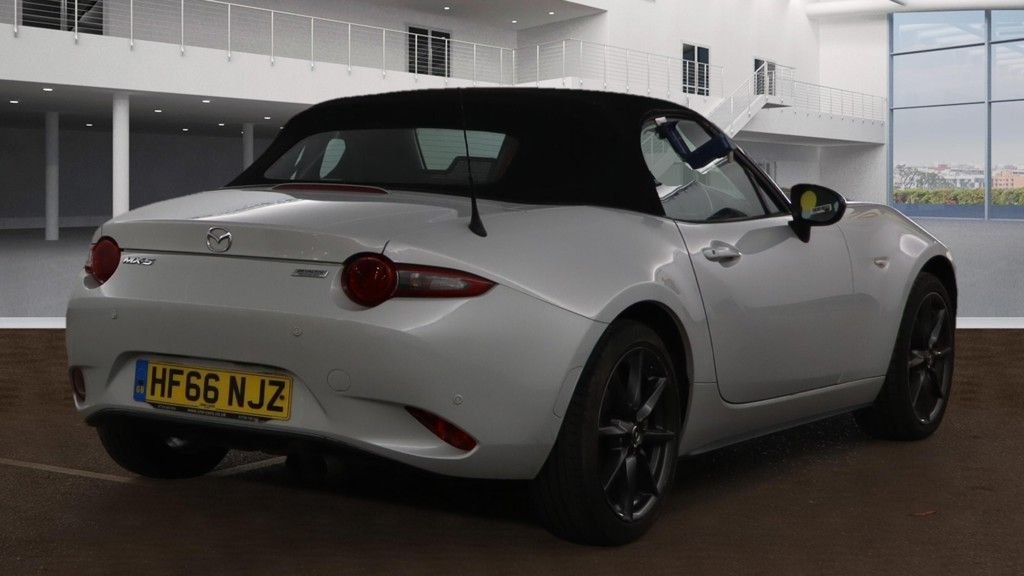 Used Mazda MX-5 2016 for sale - 76900431: Photo 11