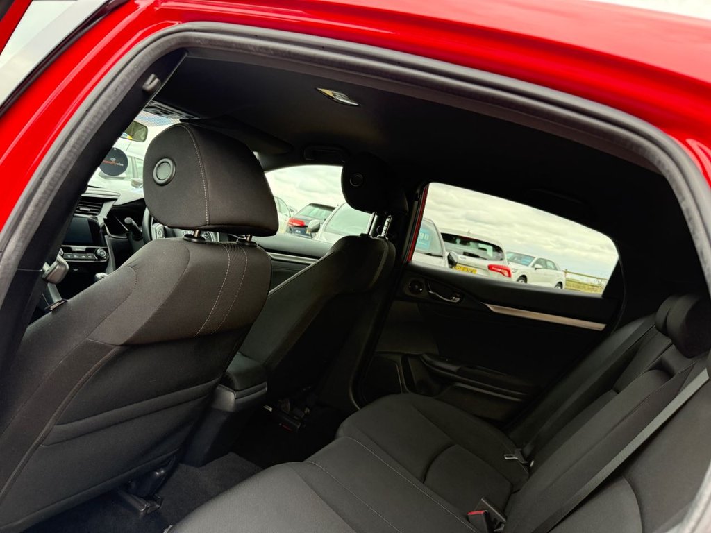 Used Honda Civic 2019 for sale - 76451946: Photo 10