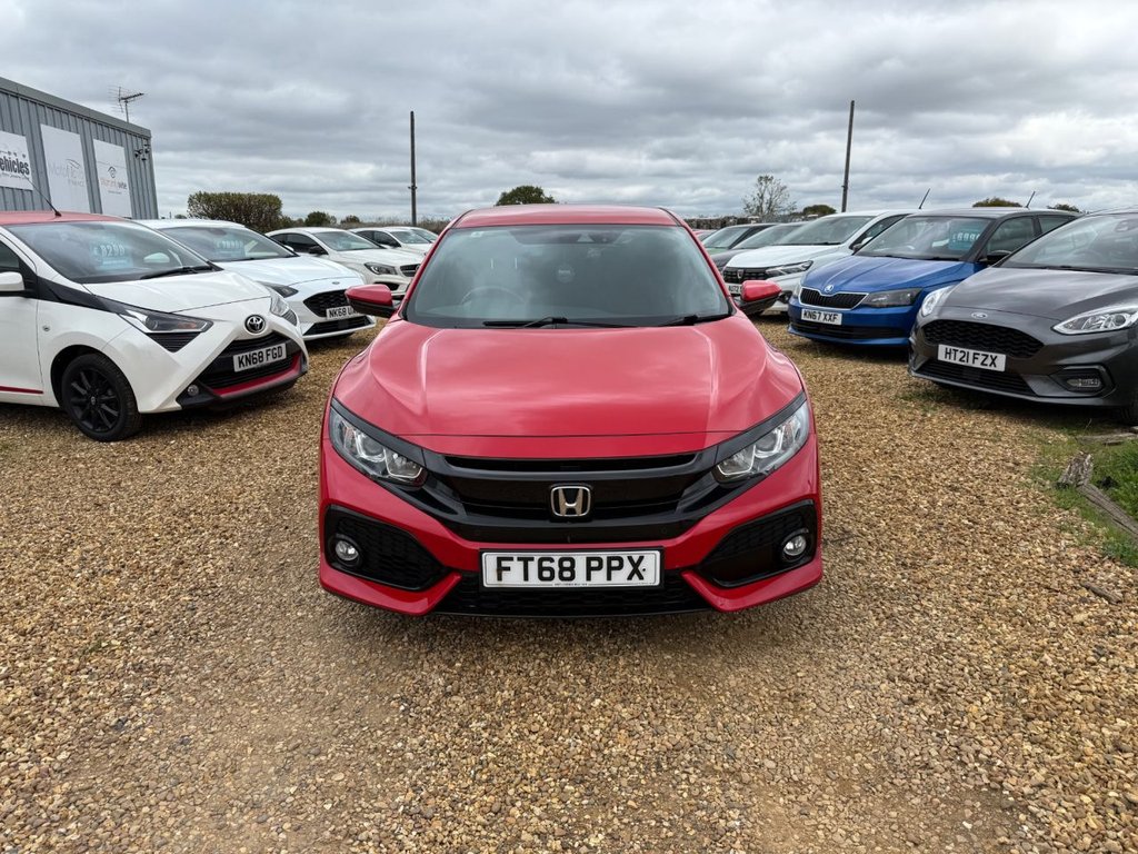 Used Honda Civic 2019 for sale - 76451946: Photo 2