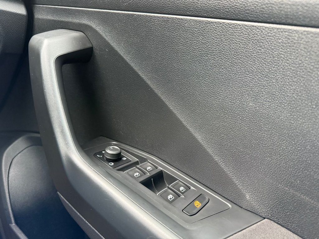 Used Volkswagen T-Roc 2018 for sale - 76451948: Photo 15