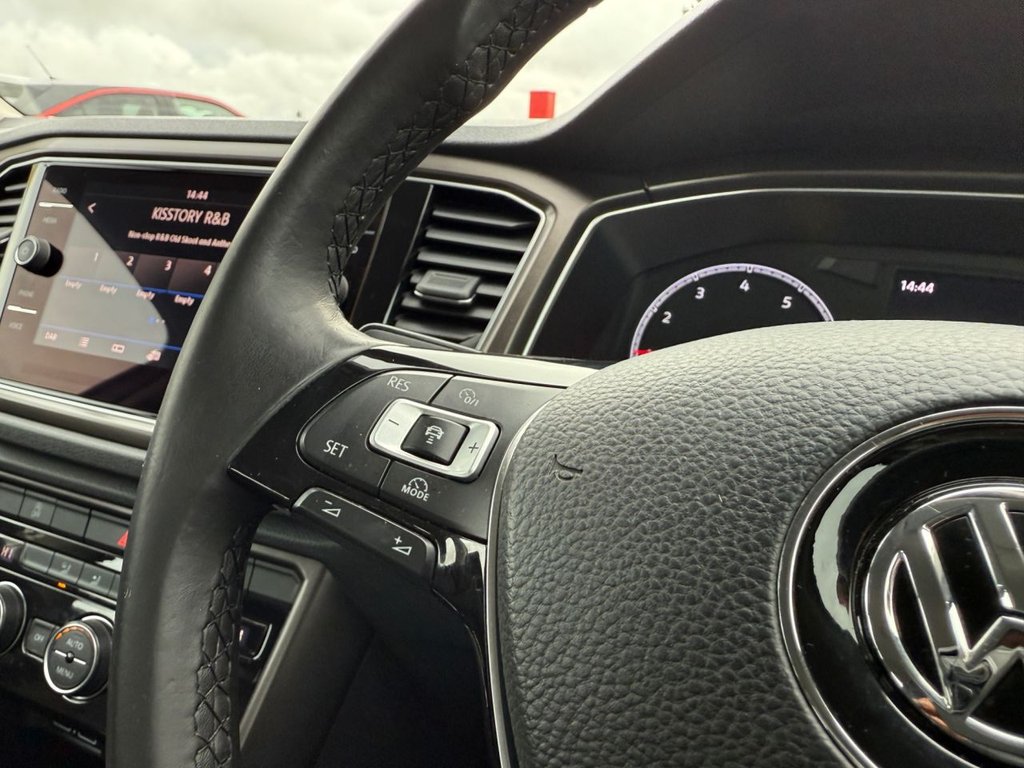 Used Volkswagen T-Roc 2018 for sale - 76451948: Photo 17