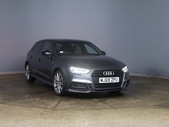 2019 (69) - 30 TDI 116 Black Edition 5dr