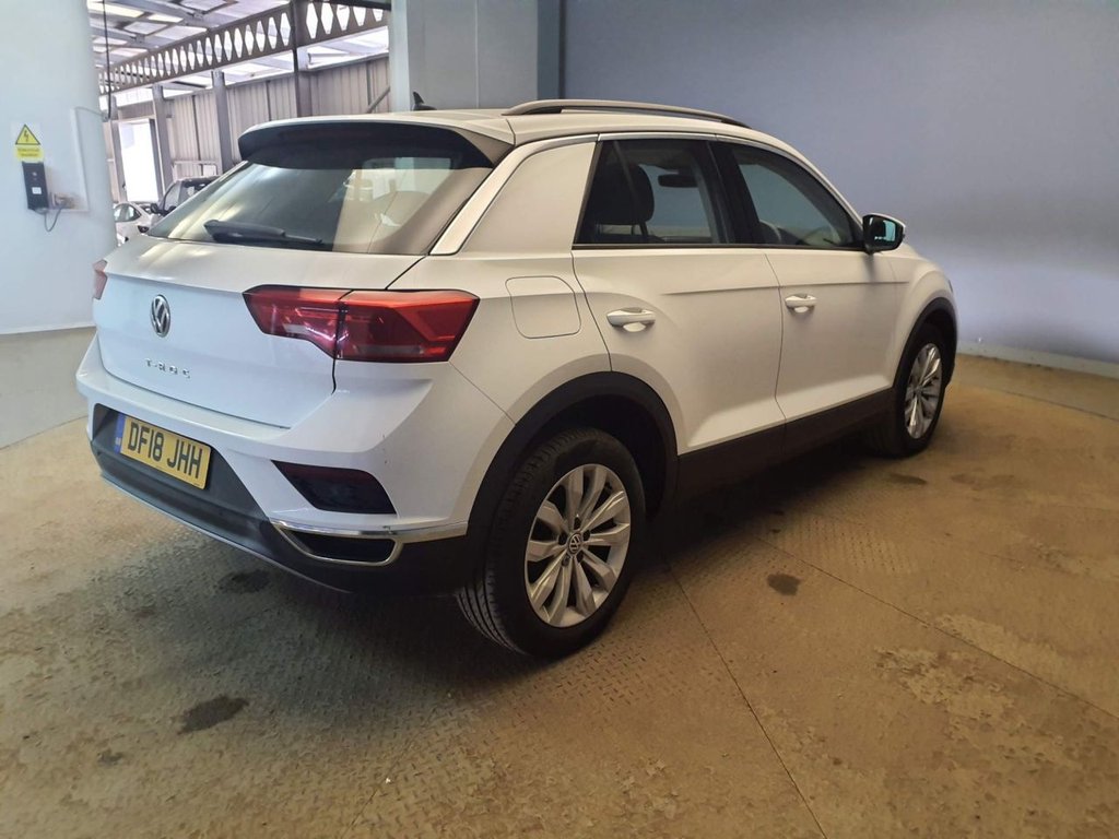Used Volkswagen T-Roc 2018 for sale - 77810085: Photo 3