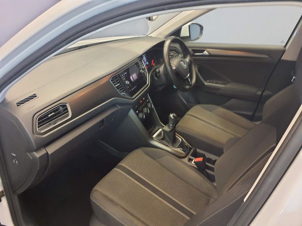 Used Volkswagen T-Roc 2018 for sale - 77810085: Photo 4