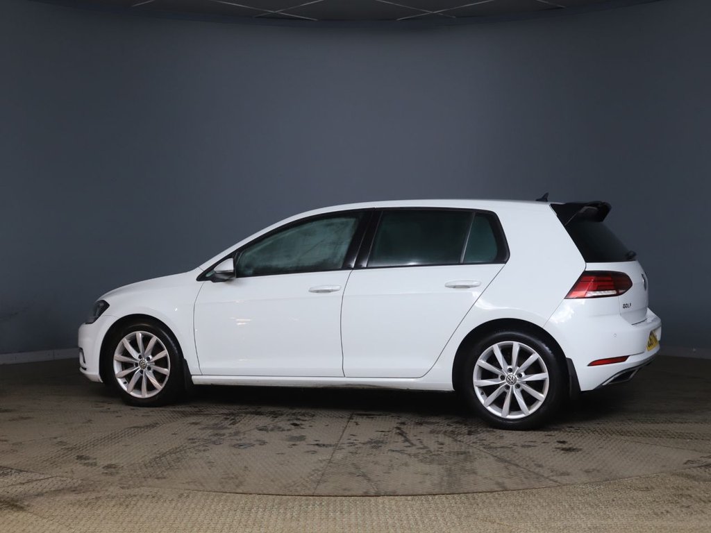 Used Volkswagen Golf 2017 for sale - 77477295: Photo 5