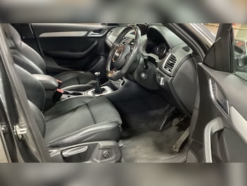 Used Audi Q3 2015 for sale - 76454467: Photo