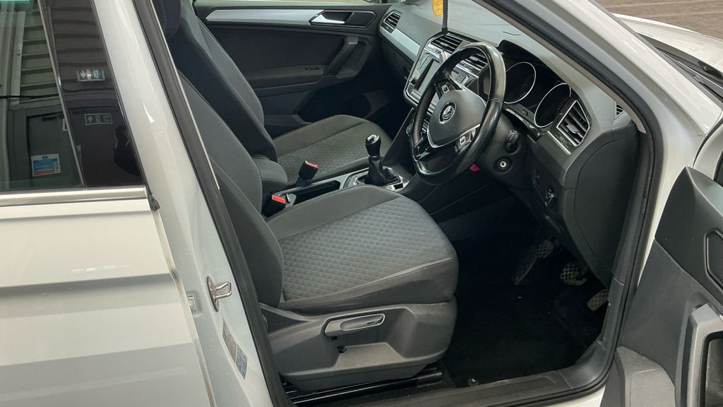 Used Volkswagen Tiguan 2016 for sale - 76451937: Photo 10