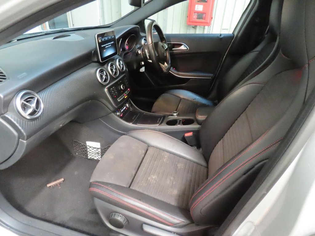 Used Mercedes-Benz A-Class 2015 for sale - 77250581: Photo 4