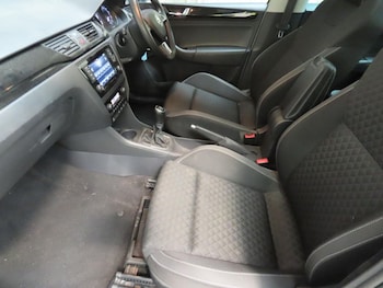 Used Skoda Rapid Spaceback 2018 for sale - 78358259: Photo