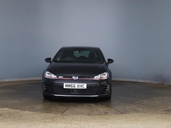 Used Volkswagen Golf 2017 for sale - 77328354: Photo