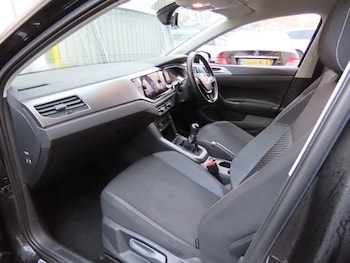 Used Volkswagen Polo 2021 for sale - 76552054: Photo