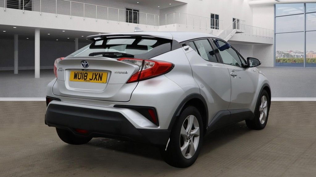 Used Toyota C-HR 2018 for sale - 76451953: Photo 5