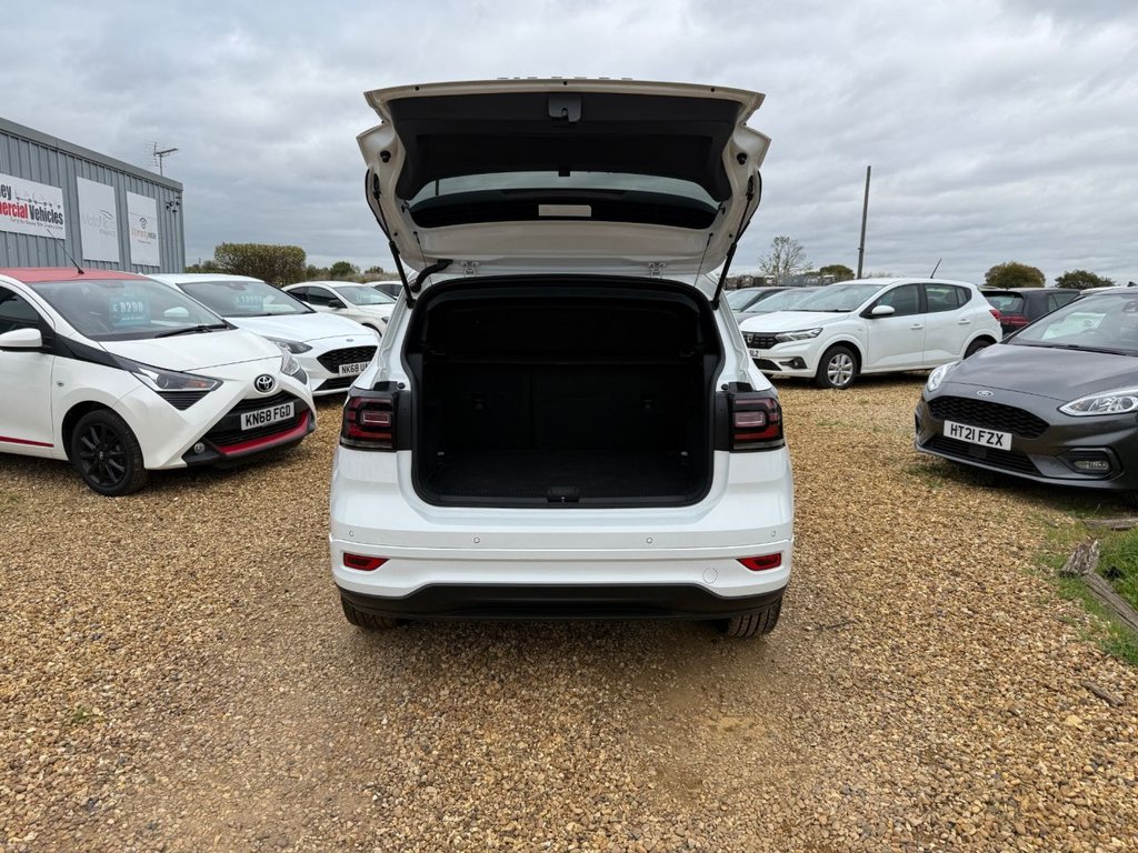 Used Volkswagen T-Cross 2020 for sale - 76451981: Photo 11