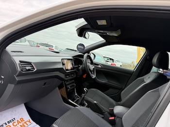 Used Volkswagen T-Cross 2020 for sale - 76451981: Photo