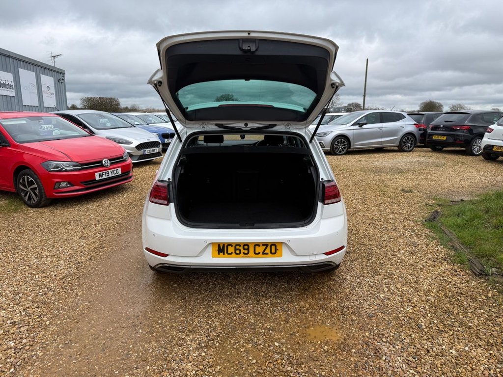 Used Volkswagen Golf 2020 for sale - 77642713: Photo 11