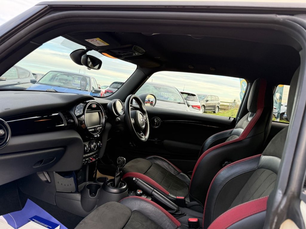 Used MINI Hatch 2018 for sale - 76617448: Photo 4