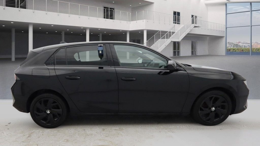 Used Vauxhall Astra 2022 for sale - 77133360: Photo 7