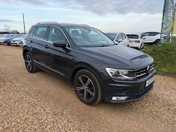 Used Volkswagen Tiguan 2017 for sale - 77739656: Photo