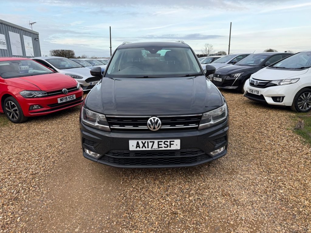 Used Volkswagen Tiguan 2017 for sale - 77739656: Photo 2