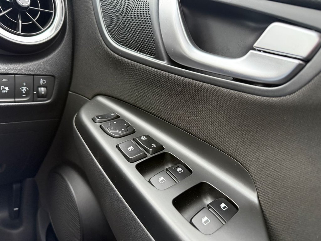 Used Hyundai KONA 2022 for sale - 77547504: Photo 16