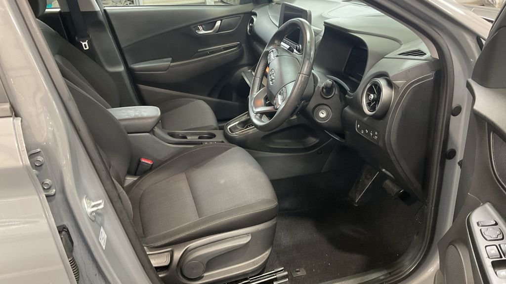 Used Hyundai KONA 2022 for sale - 77547504: Photo 8