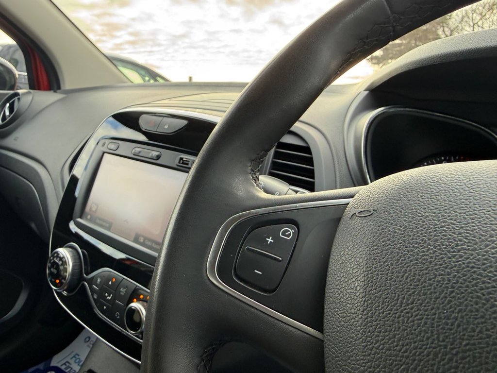 Used Renault Captur 2018 for sale - 77139861: Photo 16